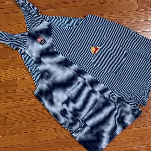 VINTAGE DISNEY WINNIE THE POOH SHORT OVERALLS - Picture 6 of 12